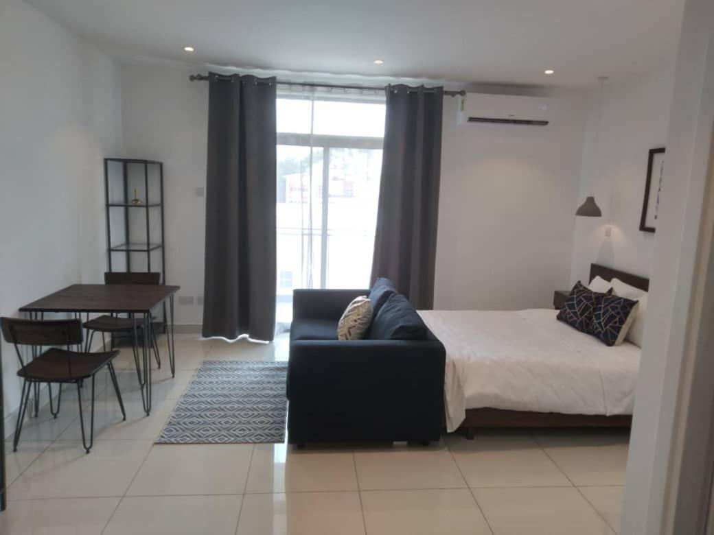 Embassy Gardens Luxury Suites Cpg Accra Ngoại thất bức ảnh