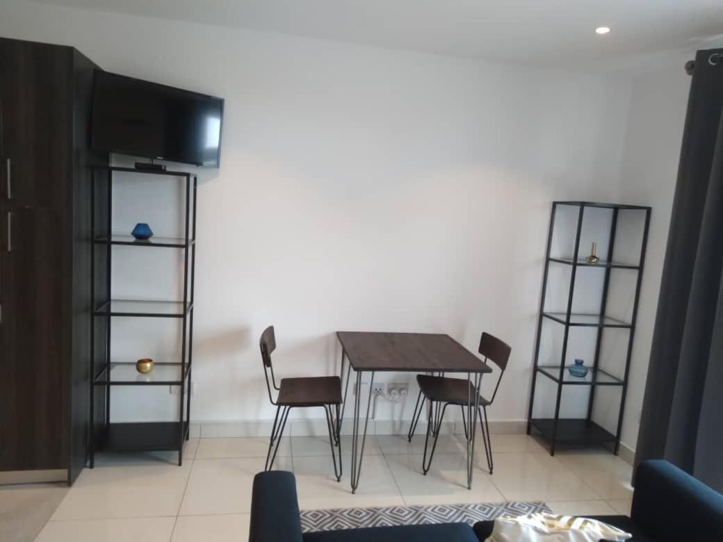 Embassy Gardens Luxury Suites Cpg Accra Ngoại thất bức ảnh