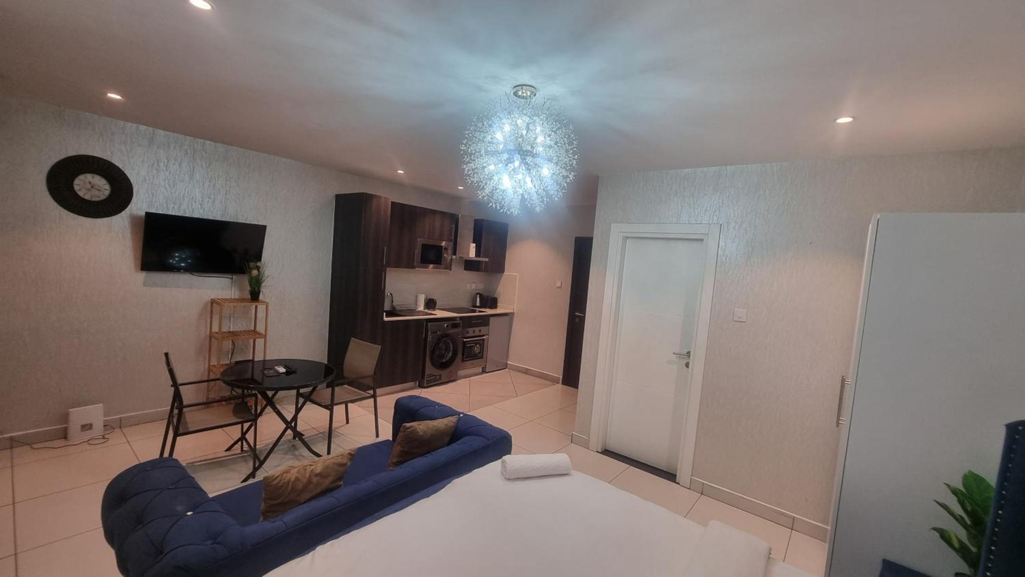 Embassy Gardens Luxury Suites Cpg Accra Ngoại thất bức ảnh