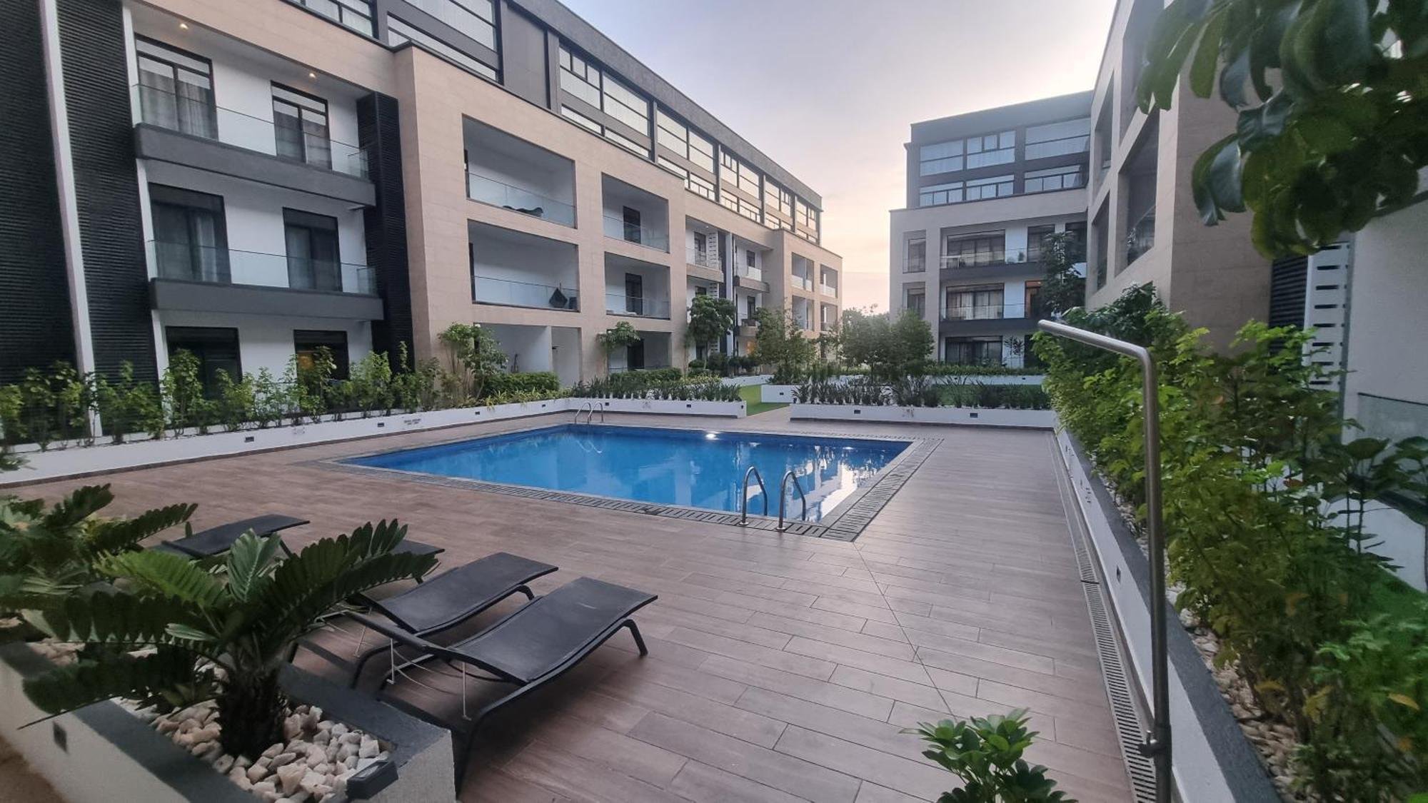 Embassy Gardens Luxury Suites Cpg Accra Ngoại thất bức ảnh