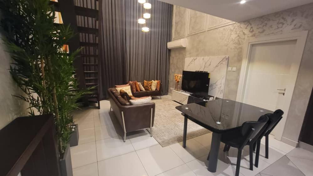 Embassy Gardens Luxury Suites Cpg Accra Ngoại thất bức ảnh